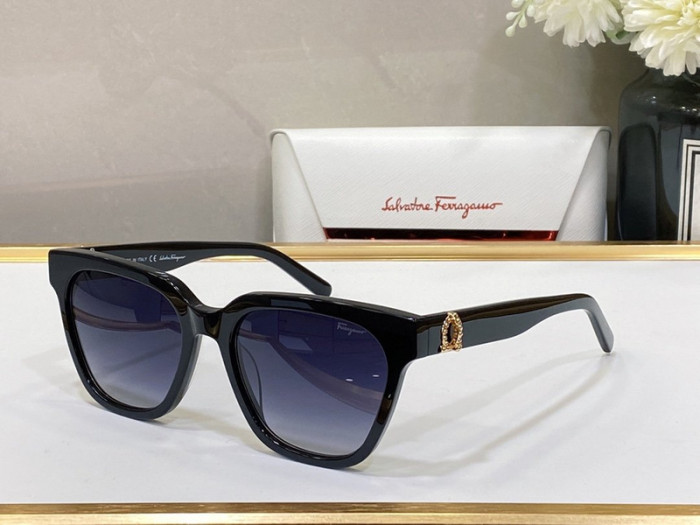 Ferragamo Sunglasses AAAA-353
