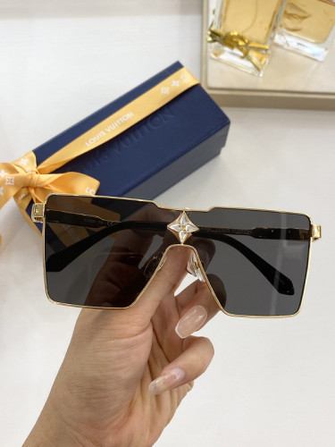 LV Sunglasses AAAA-1018