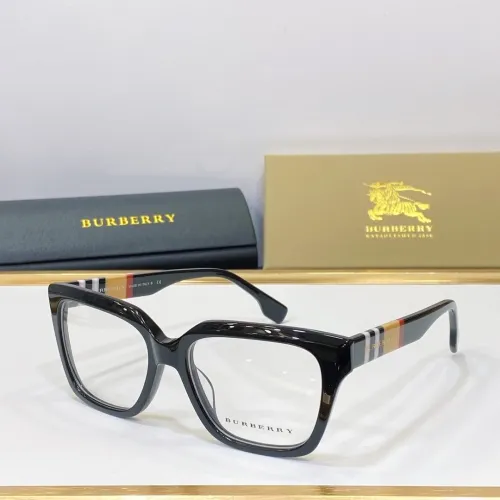 Burberry Sunglasses AAAA-623