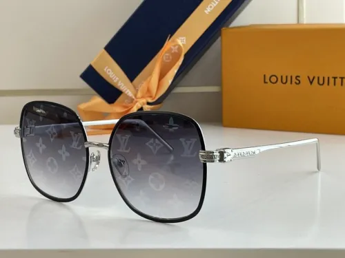 LV Sunglasses AAAA-422