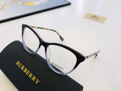 Burberry Sunglasses AAAA-427