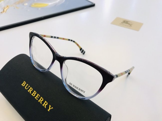 Burberry Sunglasses AAAA-427