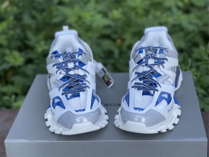 B 17FW Tripe-S High End Sneaker-235