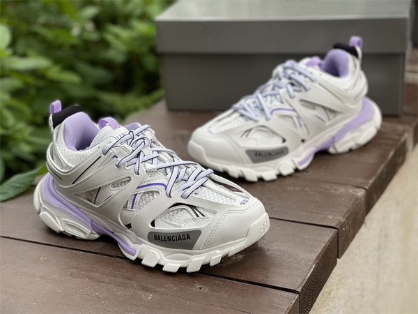 B 17FW Tripe-S High End Sneaker-258