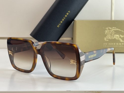 Burberry Sunglasses AAAA-441