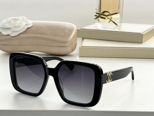 CHNL Sunglasses AAAA-347