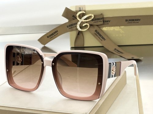 Burberry Sunglasses AAAA-268