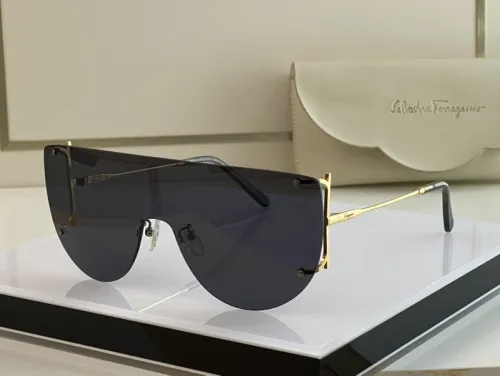 Ferragamo Sunglasses AAAA-032