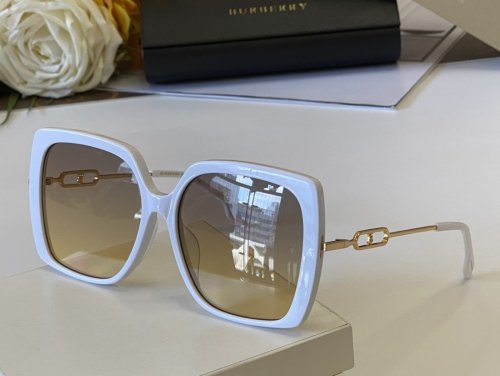 Burberry Sunglasses AAAA-202