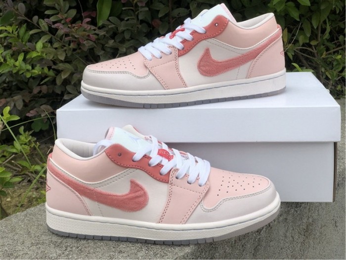 Authentic Air Jordan 1 Low SE Pink