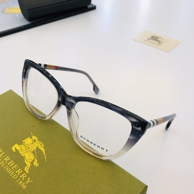 Burberry Sunglasses AAAA-309