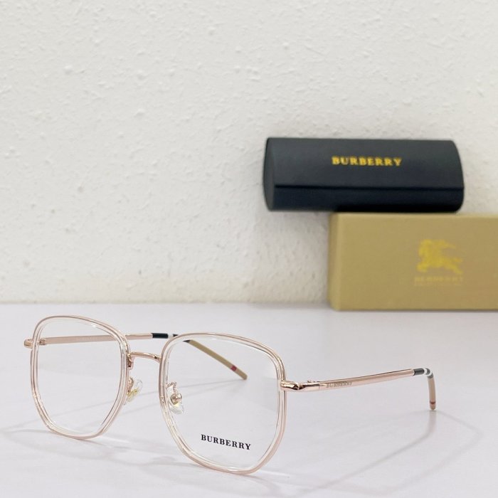 Burberry Sunglasses AAAA-315