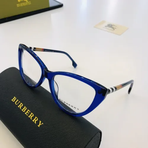 Burberry Sunglasses AAAA-265