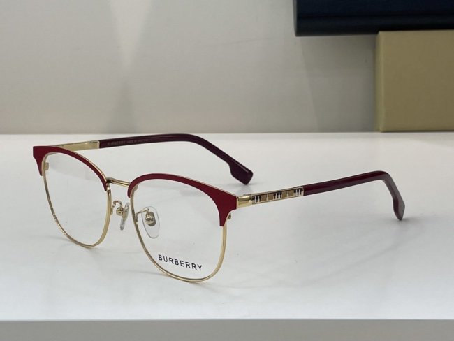 Burberry Sunglasses AAAA-819