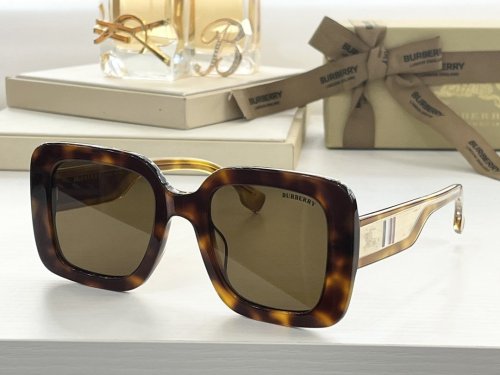Burberry Sunglasses AAAA-410