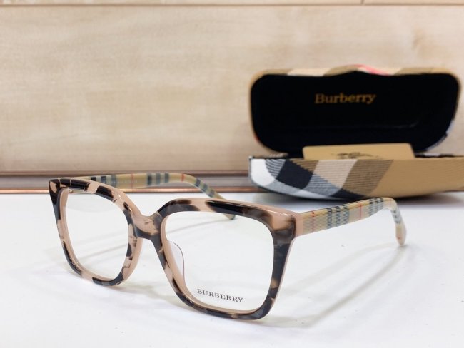 Burberry Sunglasses AAAA-955