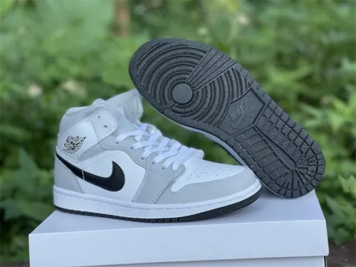 Authentic Air Jordan 1 Mid “Light Smoke Grey” GS