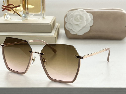 CHNL Sunglasses AAAA-555