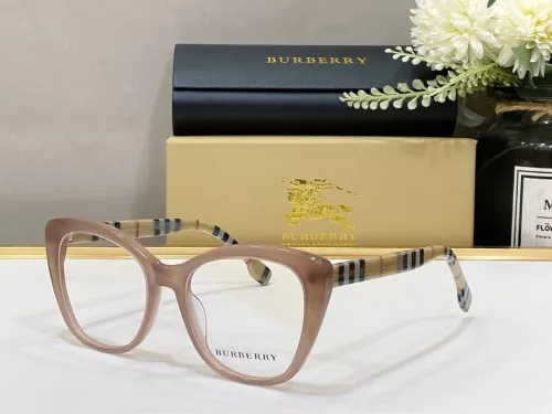 Burberry Sunglasses AAAA-457