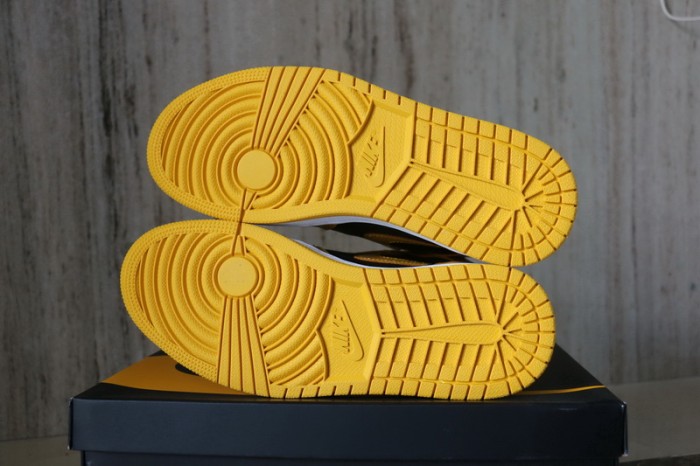 Authentic Air Jordan 1 High OG “Pollen”