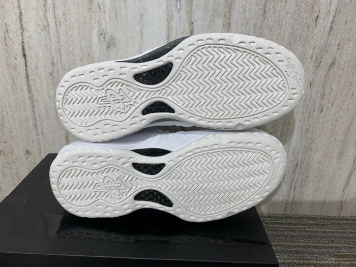 Authentic CDG x Nike Air Foamposite One White