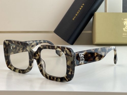 Burberry Sunglasses AAAA-658