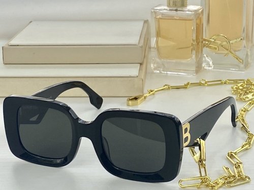 Burberry Sunglasses AAAA-754