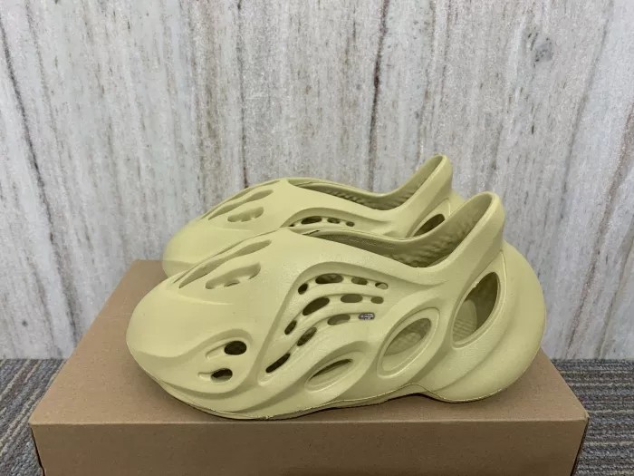Authentic Yeezy Foam Runner Sulfur