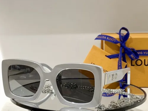 LV Sunglasses AAAA-554
