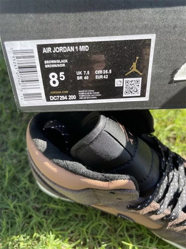 Authentic Air Jordan 1 Mid Brown