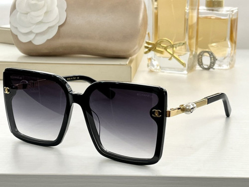 CHNL Sunglasses AAAA-697