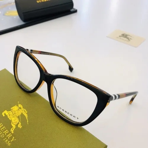 Burberry Sunglasses AAAA-311