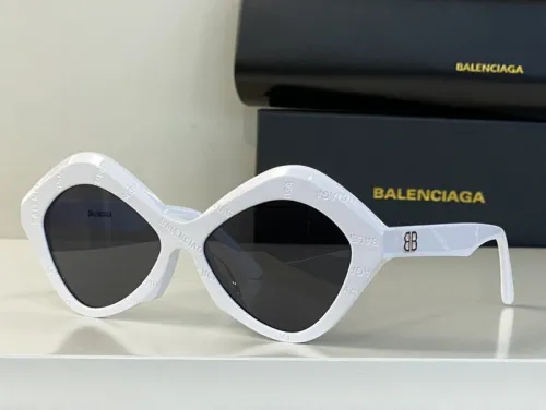 B Sunglasses AAAA-044