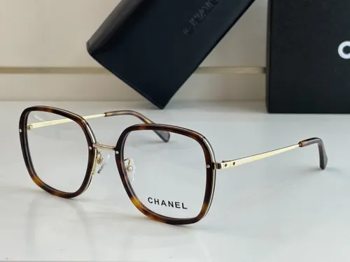 CHNL Sunglasses AAAA-787