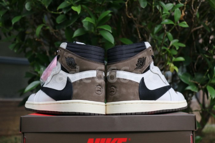 Authentic 2.0 Travis Scott x Air Jordan 1