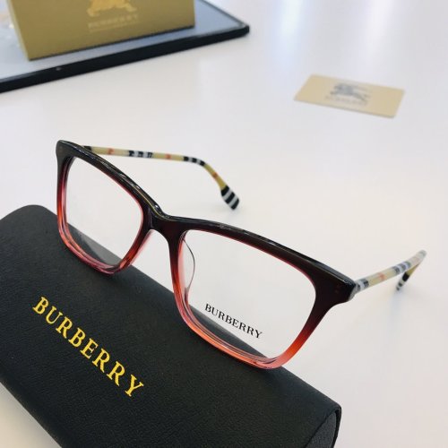 Burberry Sunglasses AAAA-511
