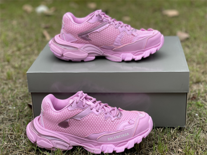 B 17FW Tripe-S High End Sneaker-279