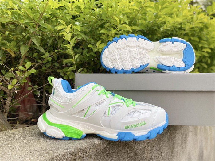 B 17FW Tripe-S High End Sneaker-208