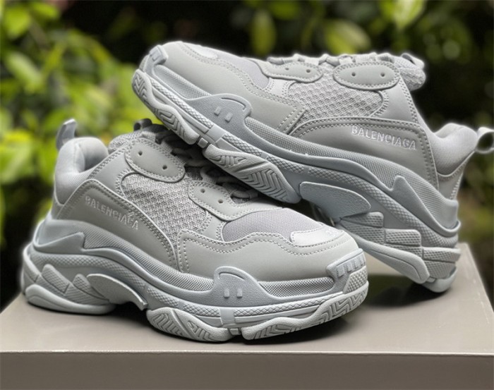 B 17FW Tripe-S High End Sneaker-265