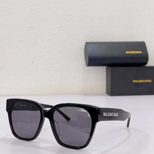B Sunglasses AAAA-114