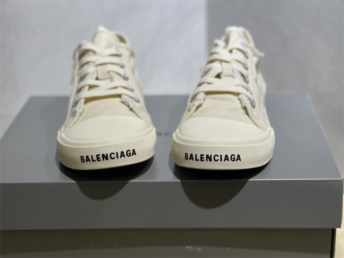 B 17FW Tripe-S High End Sneaker-281