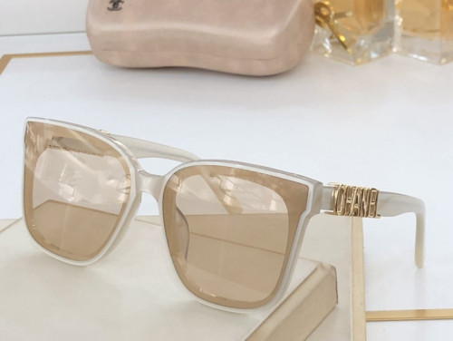 CHNL Sunglasses AAAA-548