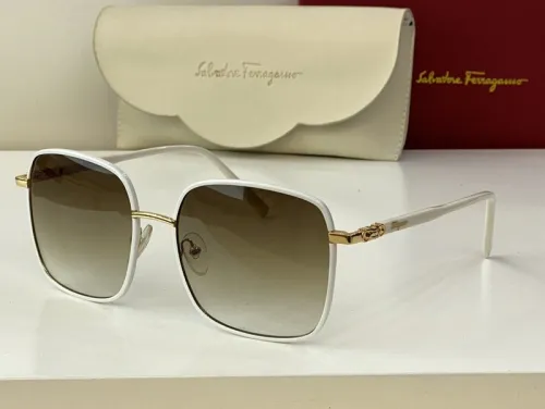 Ferragamo Sunglasses AAAA-155