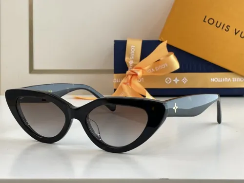 LV Sunglasses AAAA-941