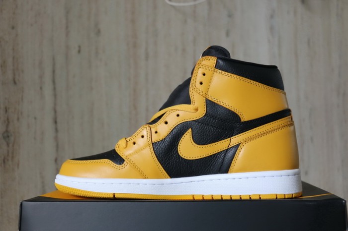 Authentic Air Jordan 1 High OG “Pollen”