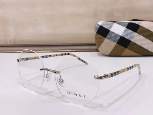 Burberry Sunglasses AAAA-885