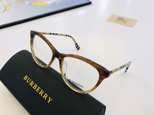 Burberry Sunglasses AAAA-425