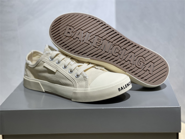 B 17FW Tripe-S High End Sneaker-281