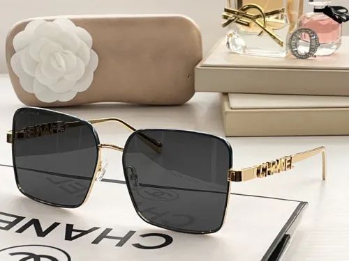 CHNL Sunglasses AAAA-166