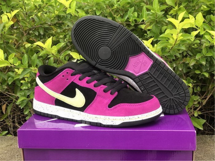 Authentic Nike SB Dunk Low“Red Plum”